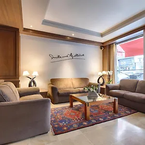 Hotel Apollinaire, Parijs